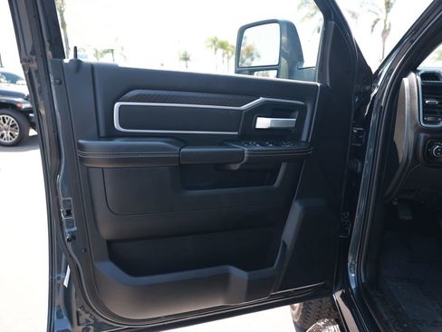 Used 2025 RAM 2500 Big Horn AWD/4WD image 17