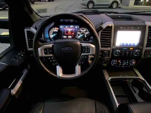 Used 2020 Ford F250 Lariat image 5