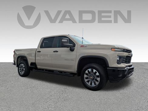 New 2026 Chevrolet Silverado 2500 Custom w/ Custom Value Package AWD/4WD image 3