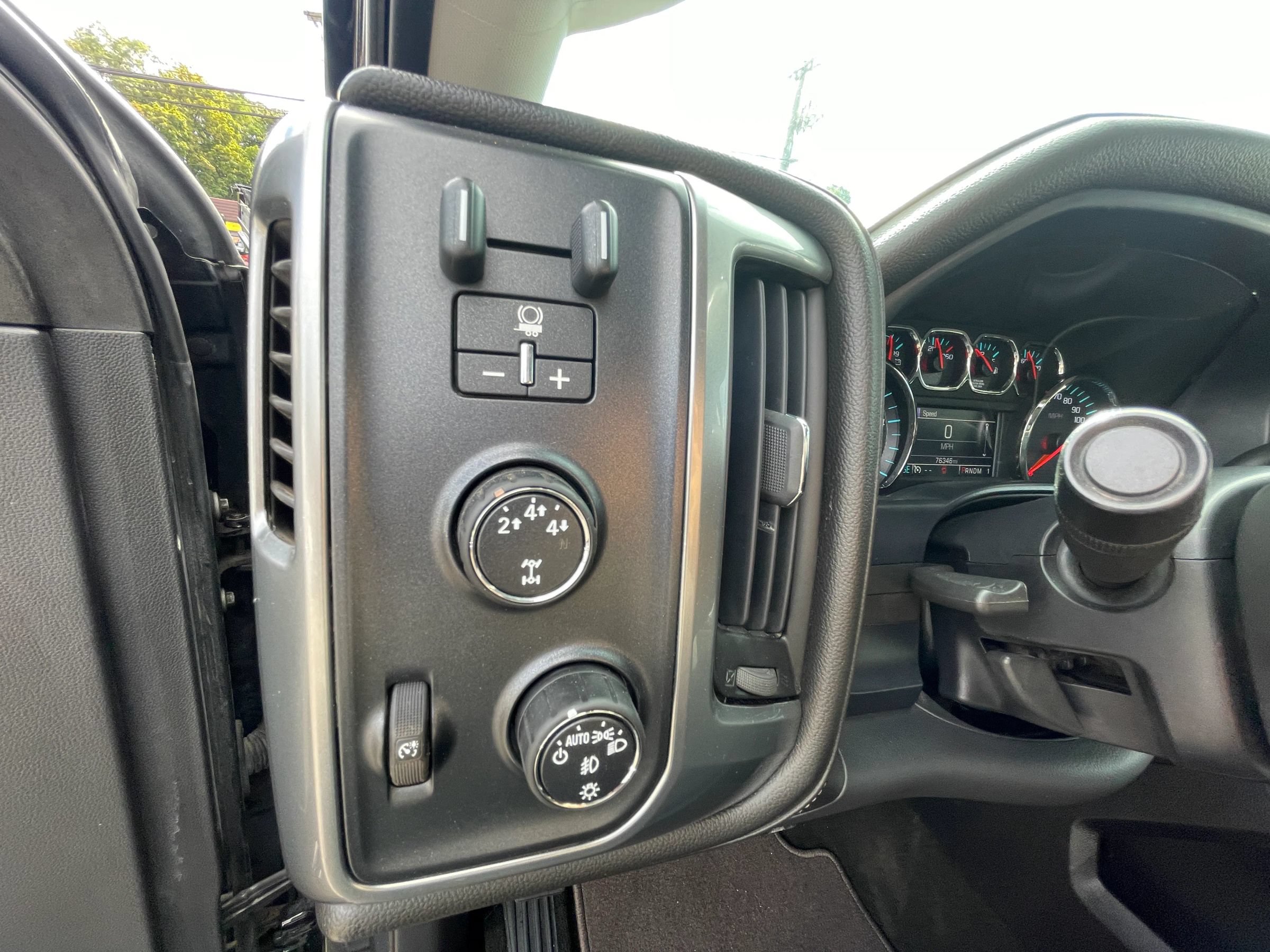 Used 2015 Chevrolet Silverado 2500 LTZ w/ LTZ Plus Package AWD/4WD image 14