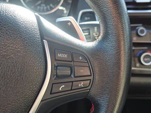 Used 2017 BMW 230i xDrive 230i xDrive AWD 2dr Coupe image 19