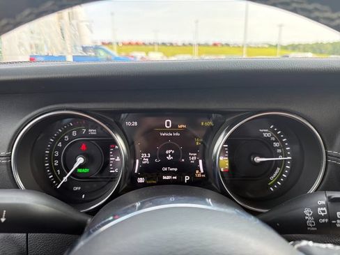 Used 2023 Jeep Wrangler Unlimited Sahara w/ Cold Weather Group AWD/4WD image 20
