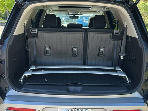 Certified 2024 Nissan Pathfinder Platinum w/ Cargo Package AWD/4WD image 6