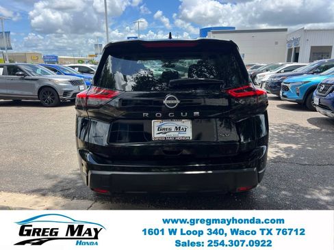 Used 2024 Nissan Rogue SV FWD image 6