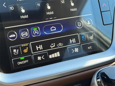 Used 2024 Subaru Outback Touring w/ Popular Package #2 image 23