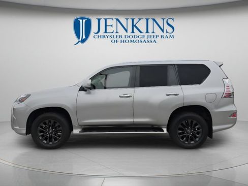 Used 2020 Lexus GX 460 Premium w/ Premium Package AWD/4WD image 8