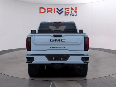 New 2026 GMC Sierra 2500 Denali Ultimate image 4