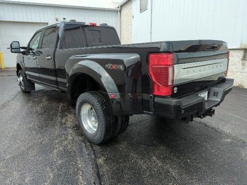 Used 2021 Ford F350 Platinum image 3