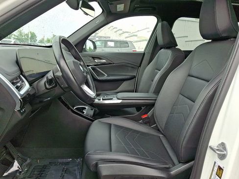 Used 2025 BMW X1 xDrive28i AWD/4WD image 12