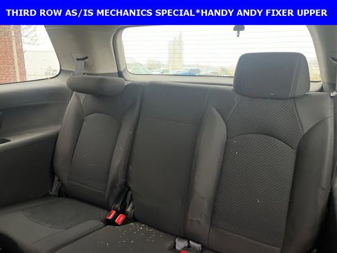 Used 2007 Saturn Outlook XE image 14