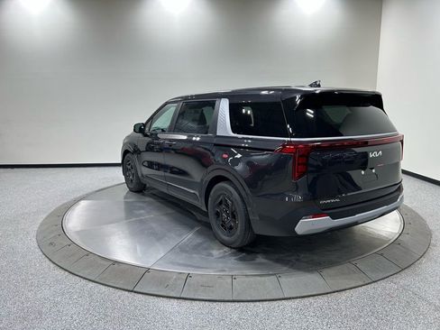 New 2026 Kia Carnival image 6