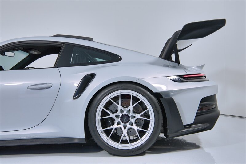 Used 2025 Porsche 911 GT3 RS RWD image 7