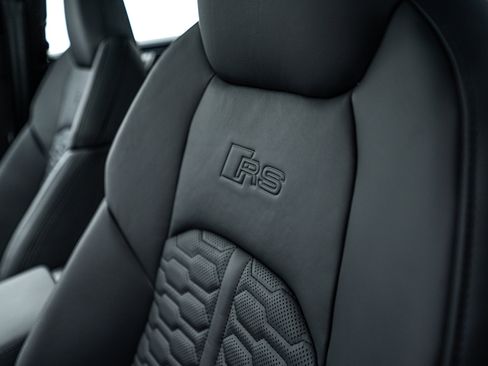 New 2025 Audi RS 7 Performance image 14