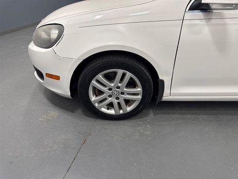 Used 2011 Volkswagen Jetta TDI FWD image 9