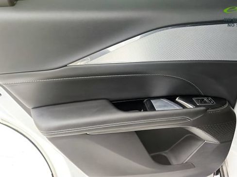 Used 2024 Cadillac Lyriq Tech RWD image 48