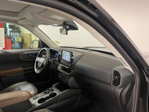 Used 2023 Ford Bronco Sport Outer Banks w/ Tech Package image 21