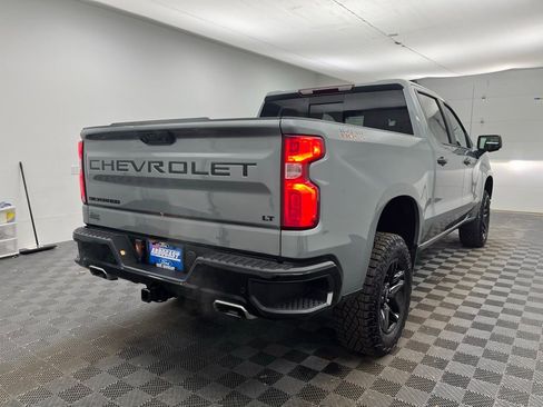 Used 2024 Chevrolet Silverado 1500 LT Trail Boss w/ LT Trail Boss Premium Package image 8