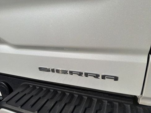 Used 2024 GMC Sierra 1500 Denali image 32