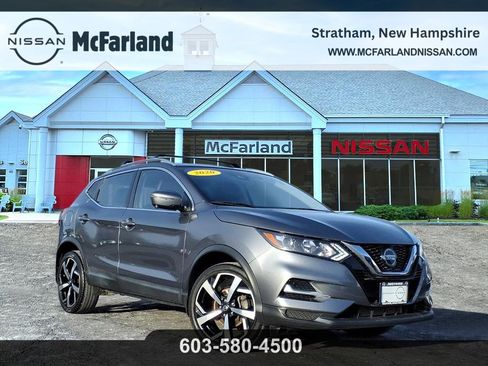 Used 2020 Nissan Rogue Sport SL image 1