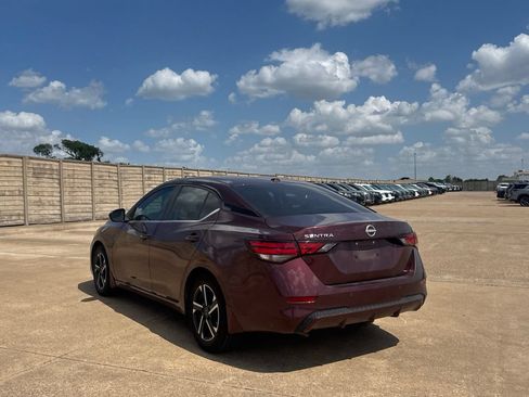 Certified 2025 Nissan Sentra SV FWD image 16