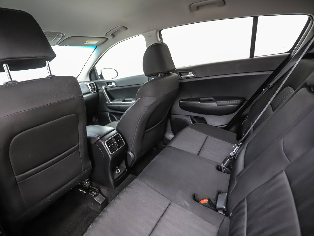 Used 2020 Kia Sportage LX AWD/4WD image 20
