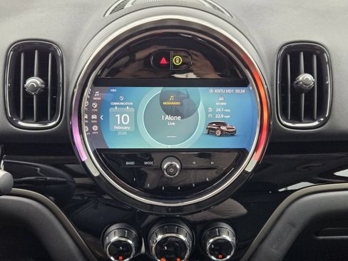 Used 2024 MINI Cooper Countryman S w/ Storage Package image 21