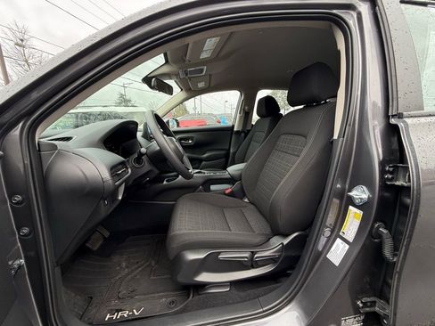 Certified 2025 Honda HR-V LX image 14