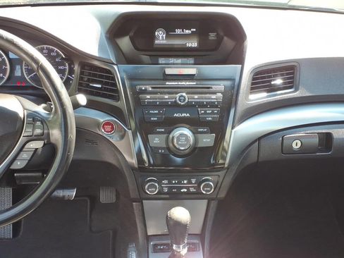 Used 2014 Acura ILX FWD image 13