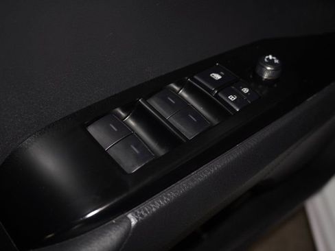 Certified 2025 Toyota Camry SE image 13