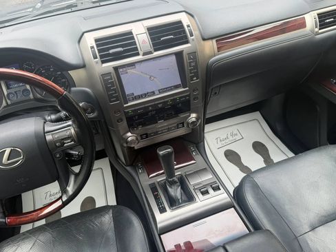 Used 2016 Lexus GX 460 w/ Premium Package AWD/4WD image 18