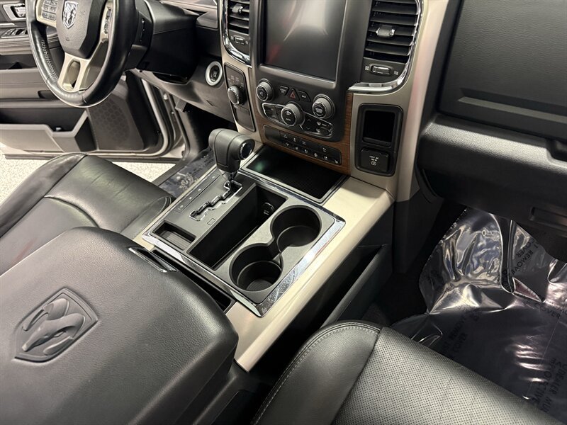 Used 2013 RAM 1500 Laramie w/ Convenience Group AWD/4WD image 5