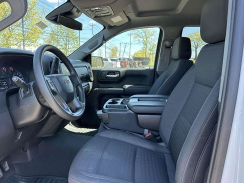 Used 2022 Chevrolet Silverado 1500 Custom Trail Boss AWD/4WD image 12