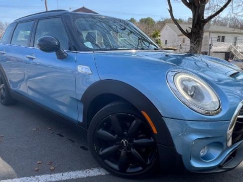 Used 2016 MINI Cooper Clubman S image 1