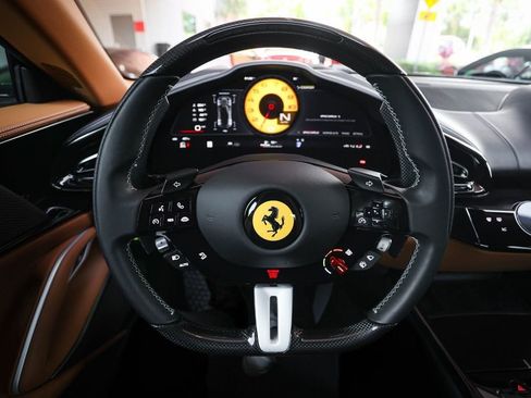 Used 2026 Ferrari Purosangue image 31