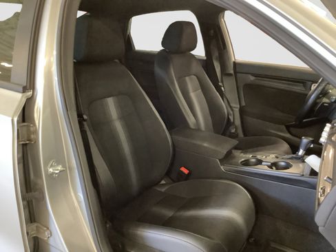 Used 2024 Honda Civic Sport image 19