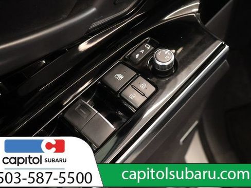Used 2023 Subaru Solterra AWD image 11