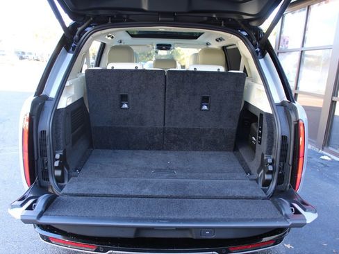 Certified 2024 Land Rover Range Rover Long Wheelbase SE image 71