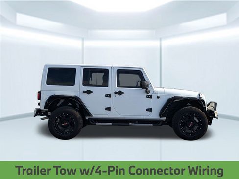 Used 2014 Jeep Wrangler Unlimited Sahara w/ Max Tow Package image 8