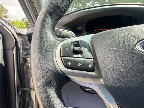 Used 2021 Ford Explorer XLT RWD image 29