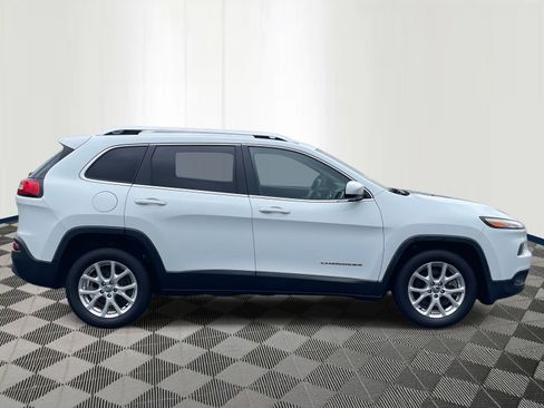 Used 2014 Jeep Cherokee Latitude image 4