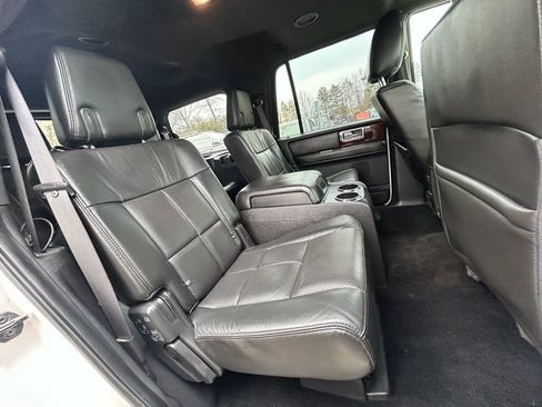 Used 2013 Lincoln Navigator 4WD w/ HD Trailer Tow Pkg image 13