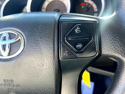 Used 2015 Toyota Tacoma 2WD Access Cab image 11