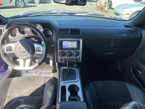 Used 2013 Dodge Challenger SRT8 w/ Harman Kardon Audio Group image 12