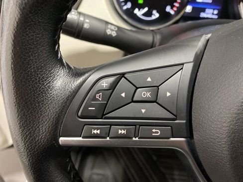 Certified 2022 Nissan Rogue Sport SV image 14