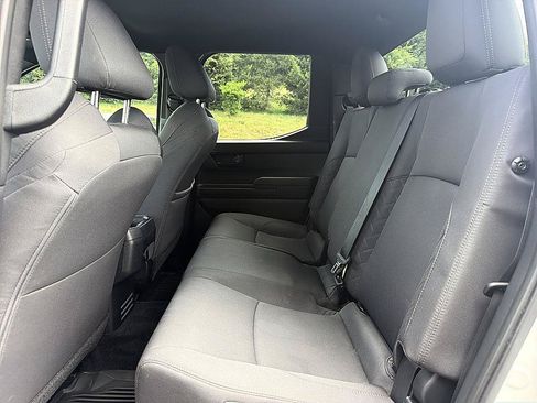 Certified 2025 Toyota Tacoma SR5 AWD/4WD image 12