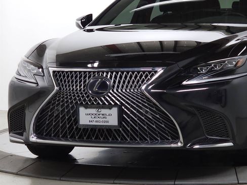 Used 2019 Lexus LS 500h AWD w/ Accessory Package (Z1) image 3