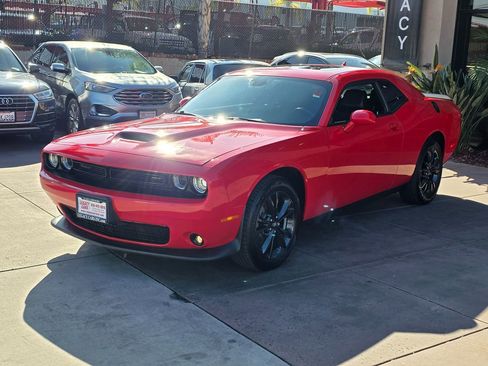 Used 2020 Dodge Challenger GT w/ Plus Package image 7