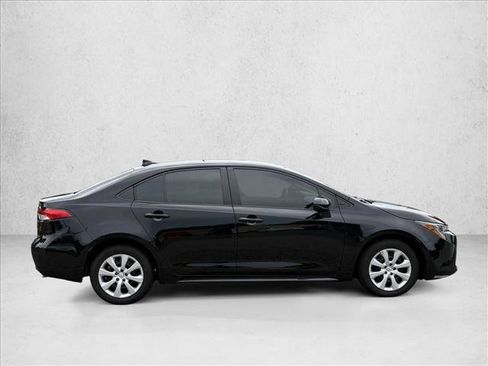 Used 2024 Toyota Corolla LE FWD image 16