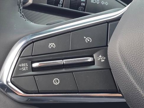 New 2026 Chevrolet Equinox LT FWD image 30