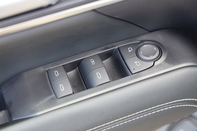 New 2027 GMC Terrain Elevation w/ Elevation Premium Package FWD image 15